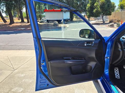 Used 2011 Subaru Impreza WRX STI image 8