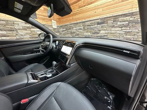 Certified 2024 Hyundai Santa Cruz Limited image 13