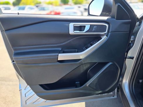 Used 2024 Ford Explorer XLT w/ Equipment Group 202A image 21