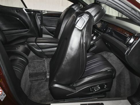 Used 2020 Bentley Continental GT image 48