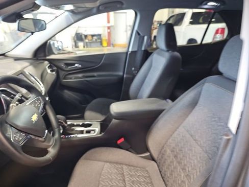 Used 2023 Chevrolet Equinox LT FWD image 16