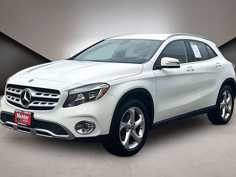 Used 2018 Mercedes-Benz GLA 250 4MATIC image 3