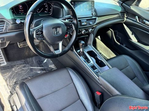 Used 2019 Honda Accord Sport image 18