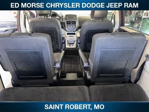 Used 2018 Dodge Grand Caravan SE w/ UConnect Hands-Free Group FWD image 30