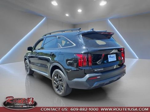 Used 2023 Kia Sorento S AWD/4WD image 6