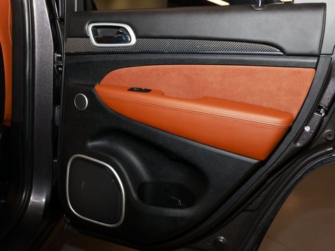 Used 2021 Jeep Grand Cherokee SRT image 20