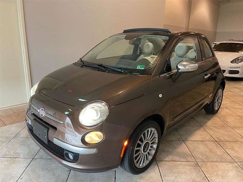 Used 2014 FIAT 500 Lounge w/ Luxury Leather Package image 2