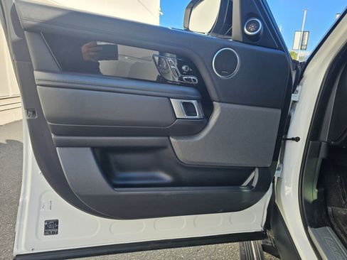 Used 2021 Land Rover Range Rover Westminster Edition image 11