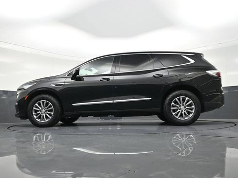 Used 2022 Buick Enclave Essence image 25