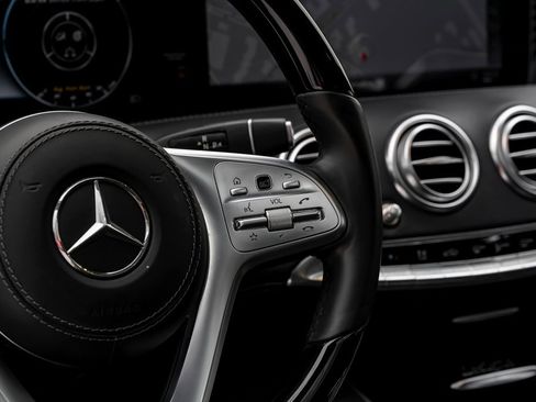 Used 2020 Mercedes-Benz S 560 4MATIC Coupe image 17