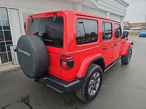 Used 2020 Jeep Wrangler Unlimited Sahara image 4
