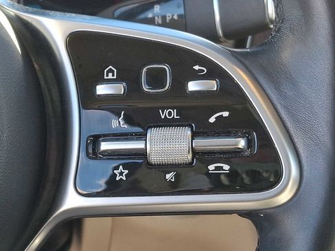 Used 2021 Mercedes-Benz GLC 300 GLC 300 image 19