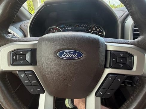 Used 2018 Ford F150 King Ranch w/ Equipment Group 601A Luxury AWD/4WD image 22