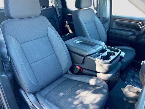 Used 2024 GMC Sierra 1500 Elevation image 28