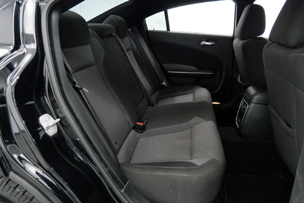 Used 2022 Dodge Charger SXT AWD/4WD image 18