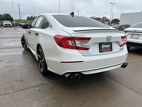 Used 2021 Honda Accord Sport image 4
