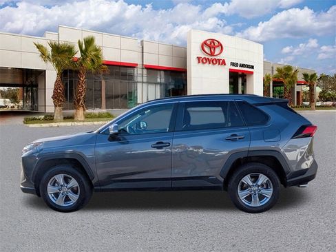 Certified 2022 Toyota RAV4 XLE image 8