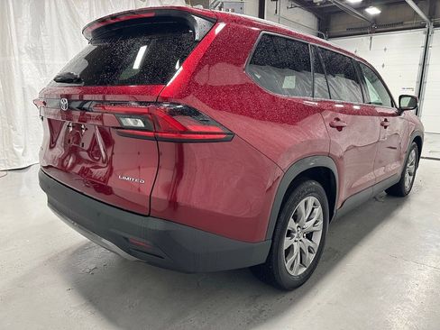 Used 2025 Toyota Grand Highlander Limited image 7