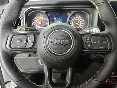 New 2025 Jeep Wrangler Unlimited Rubicon 392 image 19