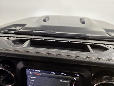 Used 2022 Jeep Wrangler Unlimited Rubicon w/ Trailer Tow Package image 45