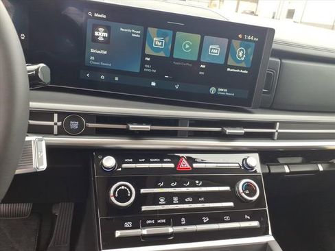 New 2026 Hyundai Santa Fe SE FWD image 13