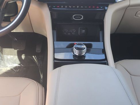 New 2026 Jeep Grand Cherokee L Limited RWD image 20