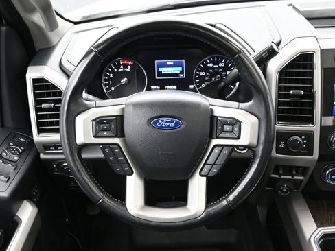 Used 2021 Ford F250 Lariat w/ Tremor Off-Road Package AWD/4WD image 15