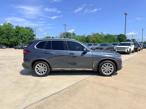 Used 2022 BMW X5 xDrive40i w/ Luxury Seating Package AWD/4WD image 4