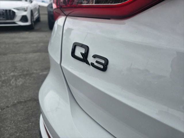 Used 2025 Audi Q3 2.0T Premium Plus w/ Premium Plus Package AWD/4WD image 13