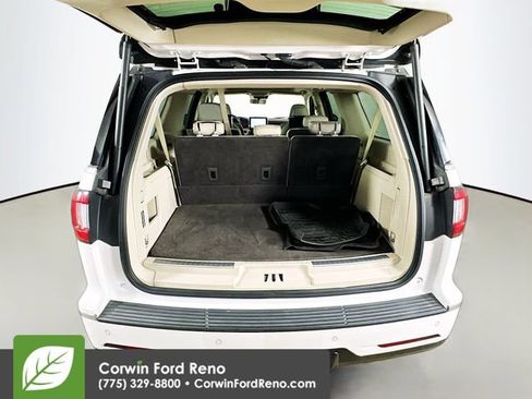 Used 2019 Lincoln Navigator L Reserve AWD/4WD image 29