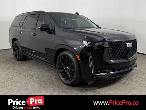 Used 2024 Cadillac Escalade Sport Platinum w/ LPO, ONYX Package AWD/4WD image 1
