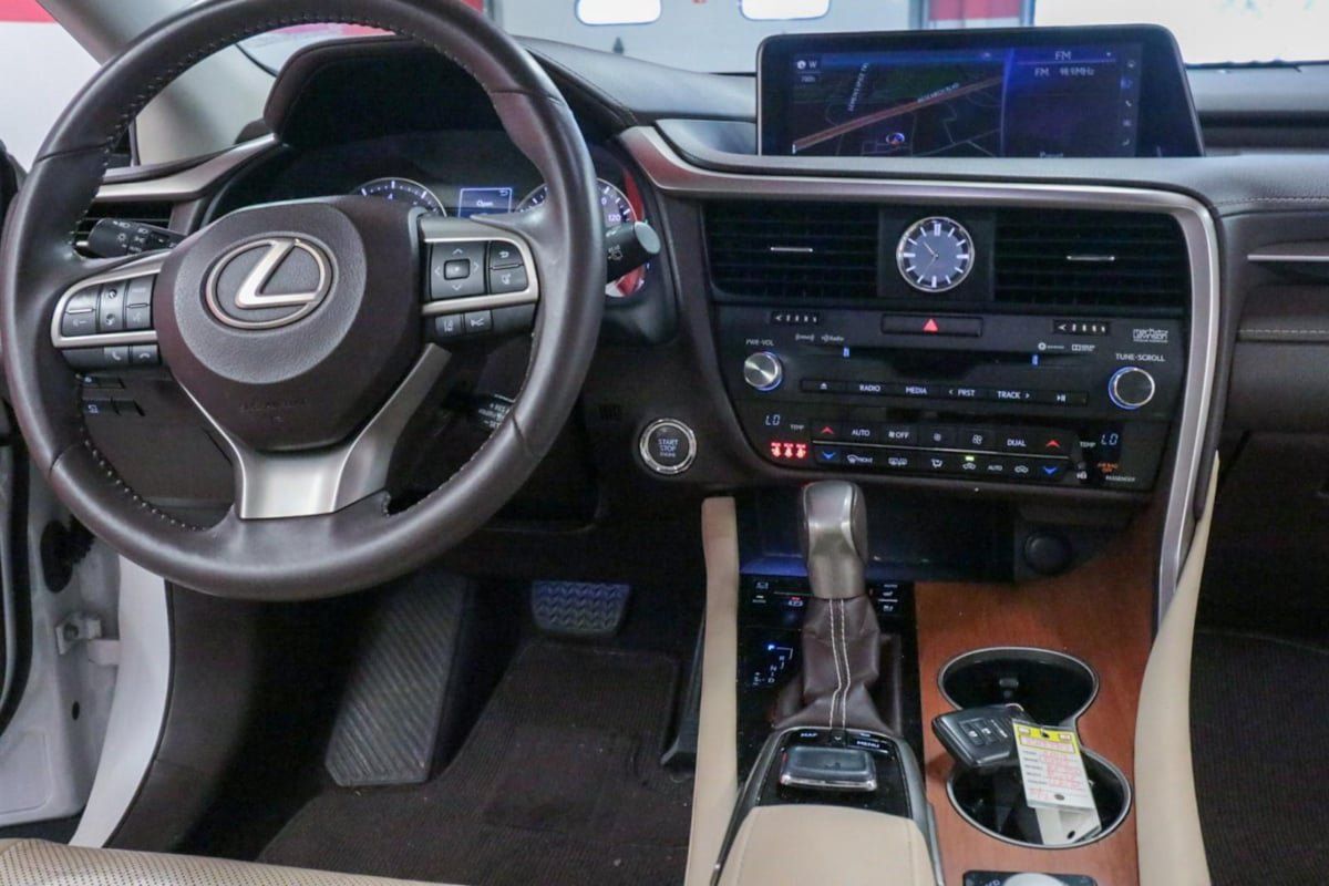 Used 2018 Lexus RX 350 FWD w/ Premium Package image 28