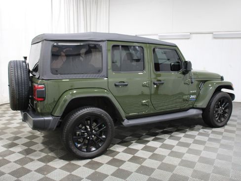 Used 2022 Jeep Wrangler Unlimited Sahara image 31