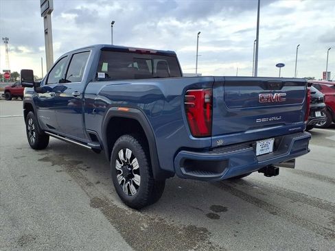 New 2026 GMC Sierra 2500 Denali w/ Denali Reserve Package AWD/4WD image 2