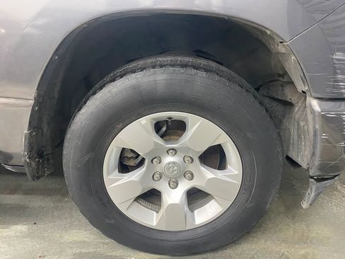 Used 2020 RAM 1500 Big Horn image 18