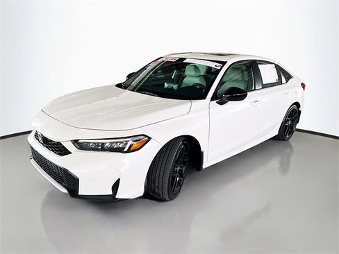 Certified 2025 Honda Civic Sport image 3