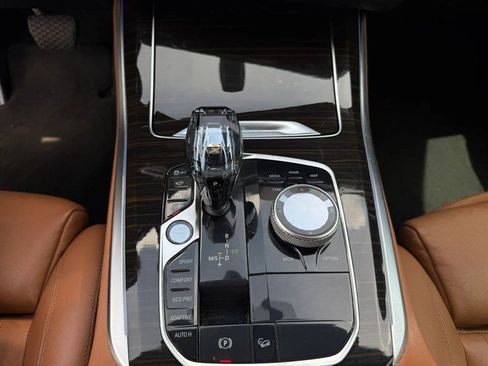 Used 2019 BMW X5 xDrive40i w/ Premium Package AWD/4WD image 14