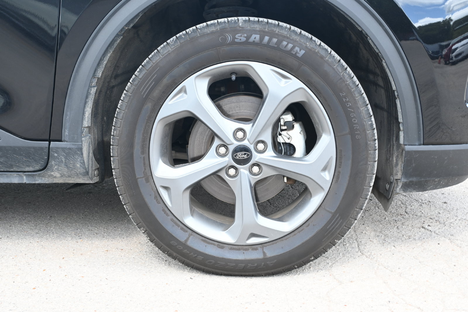 Used 2025 Ford Escape ST-Line Select AWD/4WD image 7