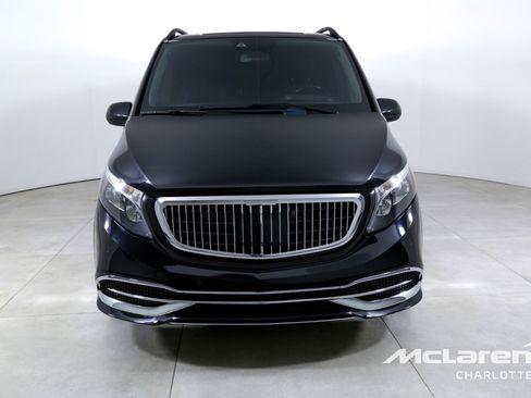 Used 2018 Mercedes-Benz Metris Passenger image 4