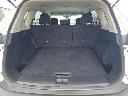 Used 2023 Nissan Rogue S FWD image 6