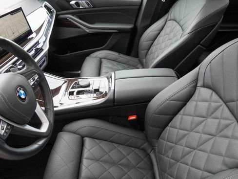 Certified 2025 BMW X5 xDrive40i w/ Premium Package image 12