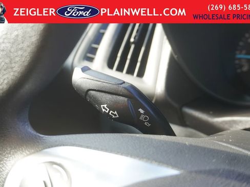 Used 2016 Ford Transit Connect XL image 21