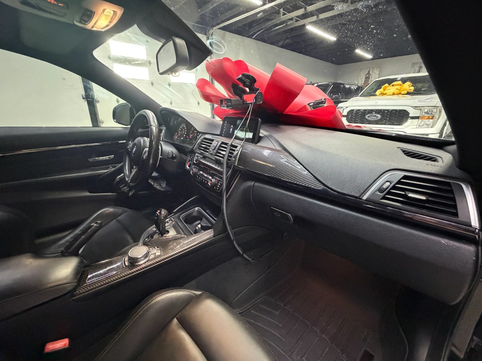 Used 2018 BMW M4 Coupe RWD image 27