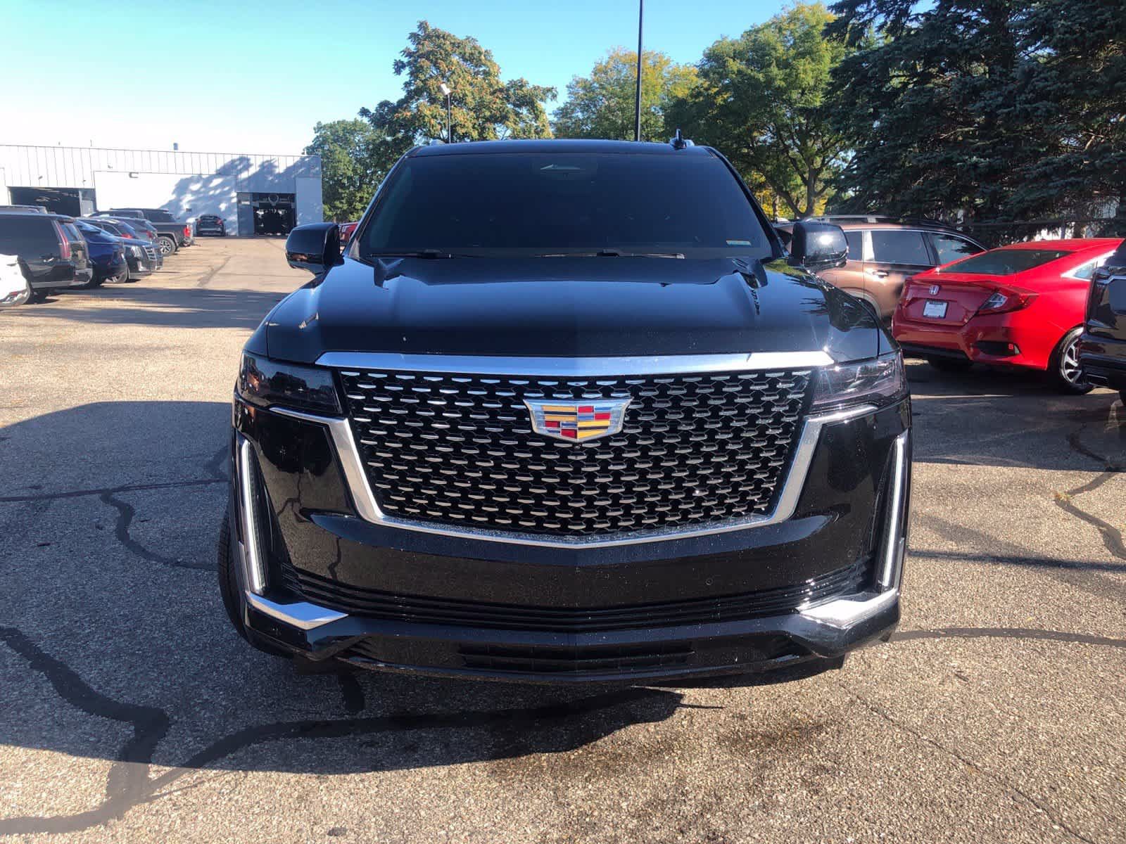 Certified 2023 Cadillac Escalade Premium Luxury w/ LPO, Floor Liner Package AWD/4WD image 2