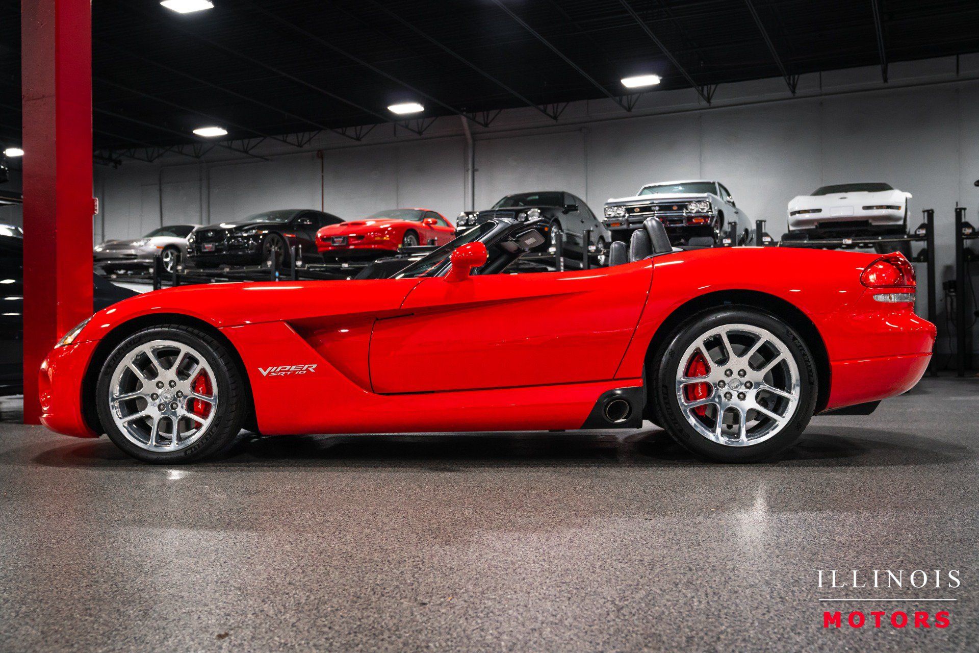 Used 2006 Dodge Viper SRT-10 RWD image 2