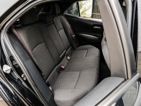 Used 2022 Toyota Corolla SE image 35