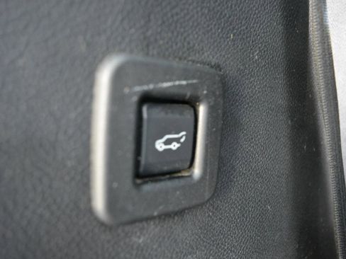 Used 2015 Ford Expedition Limited w/ Equipment Group 301A image 17