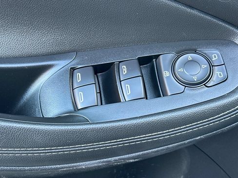 Certified 2023 Buick Encore GX Select w/ Experience Buick Package FWD image 12