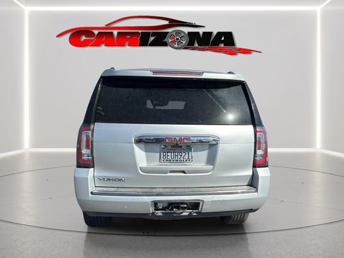 Used 2017 GMC Yukon Denali AWD/4WD image 8