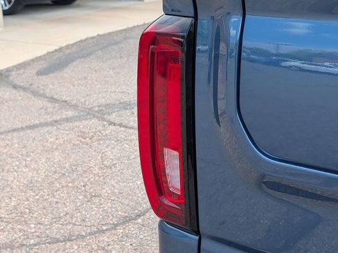 New 2026 GMC Sierra 1500 Denali w/ Denali Reserve Package AWD/4WD image 11